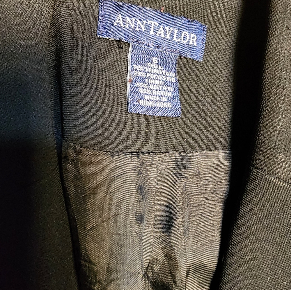 Ann Taylor Black Two-Button Blazer – Size 6 – Subtle Sheen Finish - Picture 3 of 5